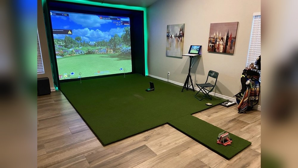 Do Golf Launch Monitors Need Special Lighting Indoors?